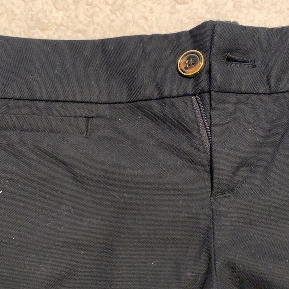 3 1/2” banana republic dress shorts - Picture 3 of 7